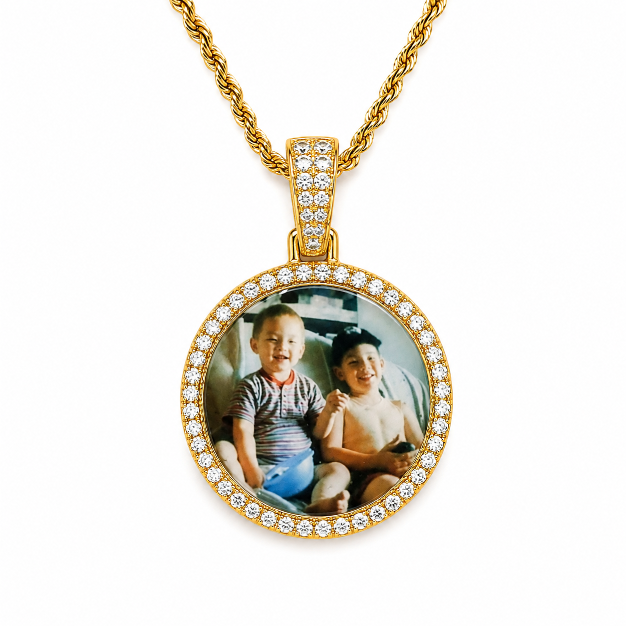 Diamond Circle Photo Pendant