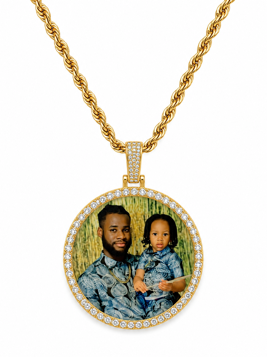Diamond Large Circle Photo Pendant